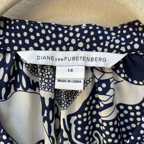 Diane Von Furstenberg Freya Navy Floral 100% Silk VNeck Dress 3/4 Sleeve Size 14 - Picture 4 of 8